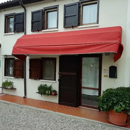 La Casa Di Lisa Апартаменты *